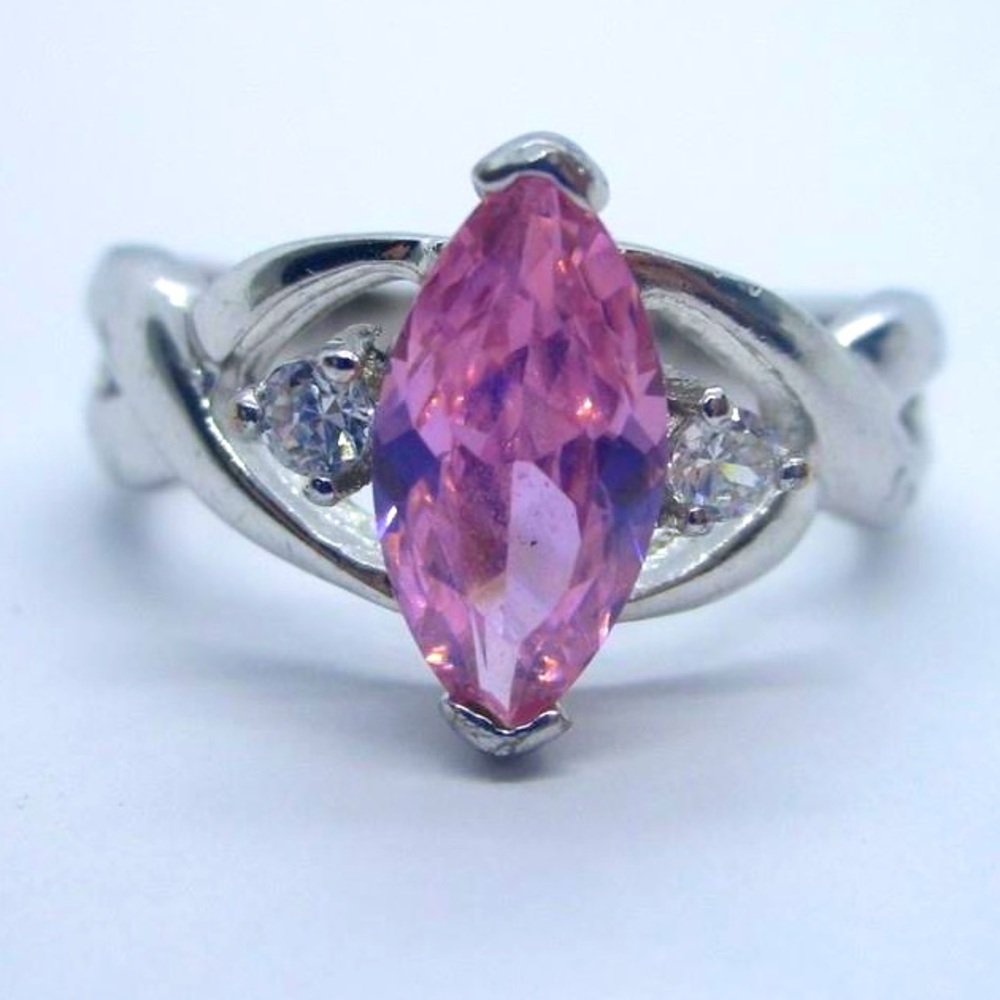 PINK Marquis cut cocktail ring with woven silver look pattern. Size 8